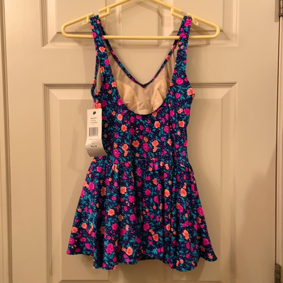 NWT gabar Swimsuit One Piece with Skirt Navy Pink Peach floral print WM SZ 10 🩱 - Picture 6 of 14